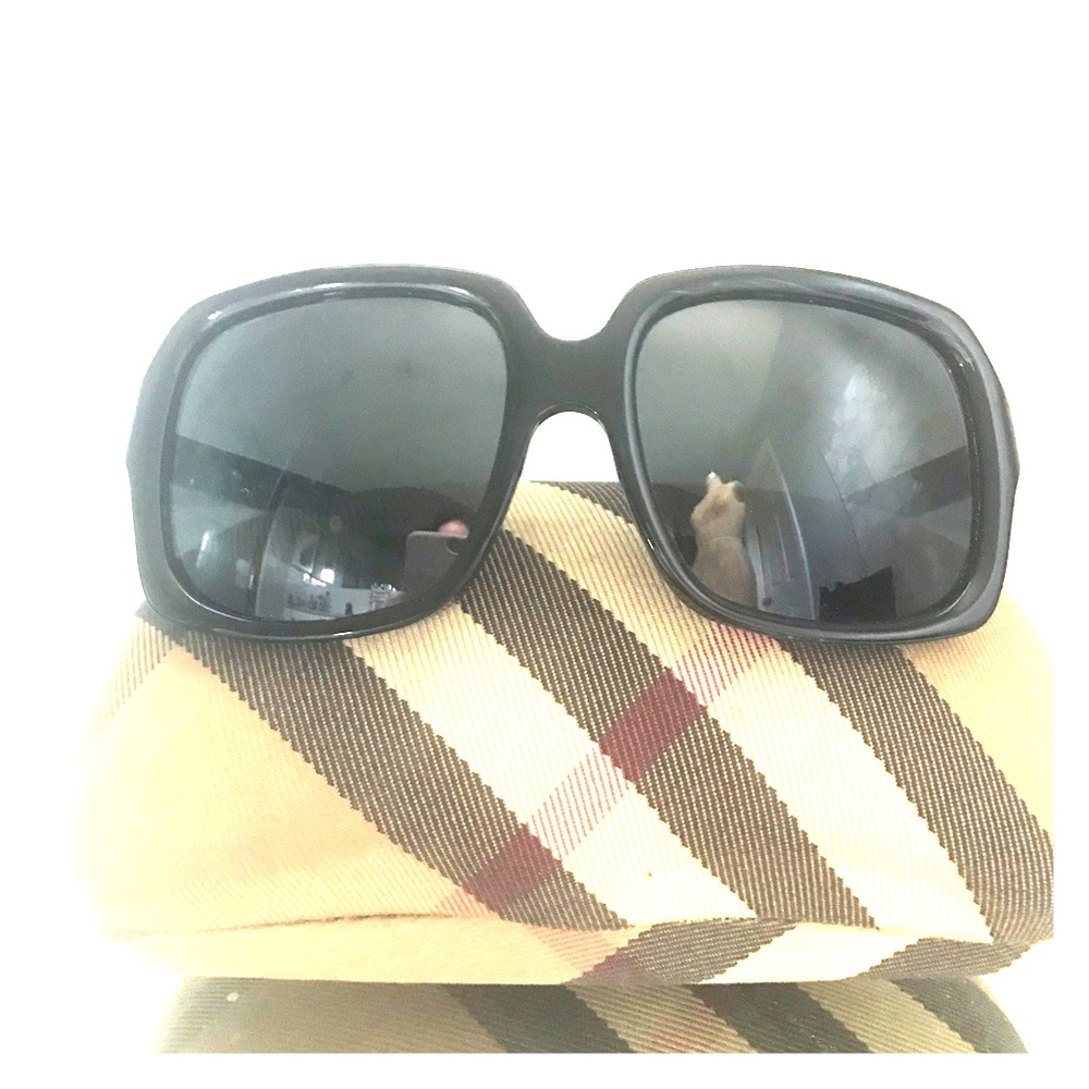 BURBERRY Sunglasses